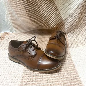Stacy Adam’s Lil Dickinson Cap Toe Oxford Shoes